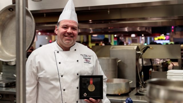 McMaster executive chef wins bronze medal at culinary world cup with ...